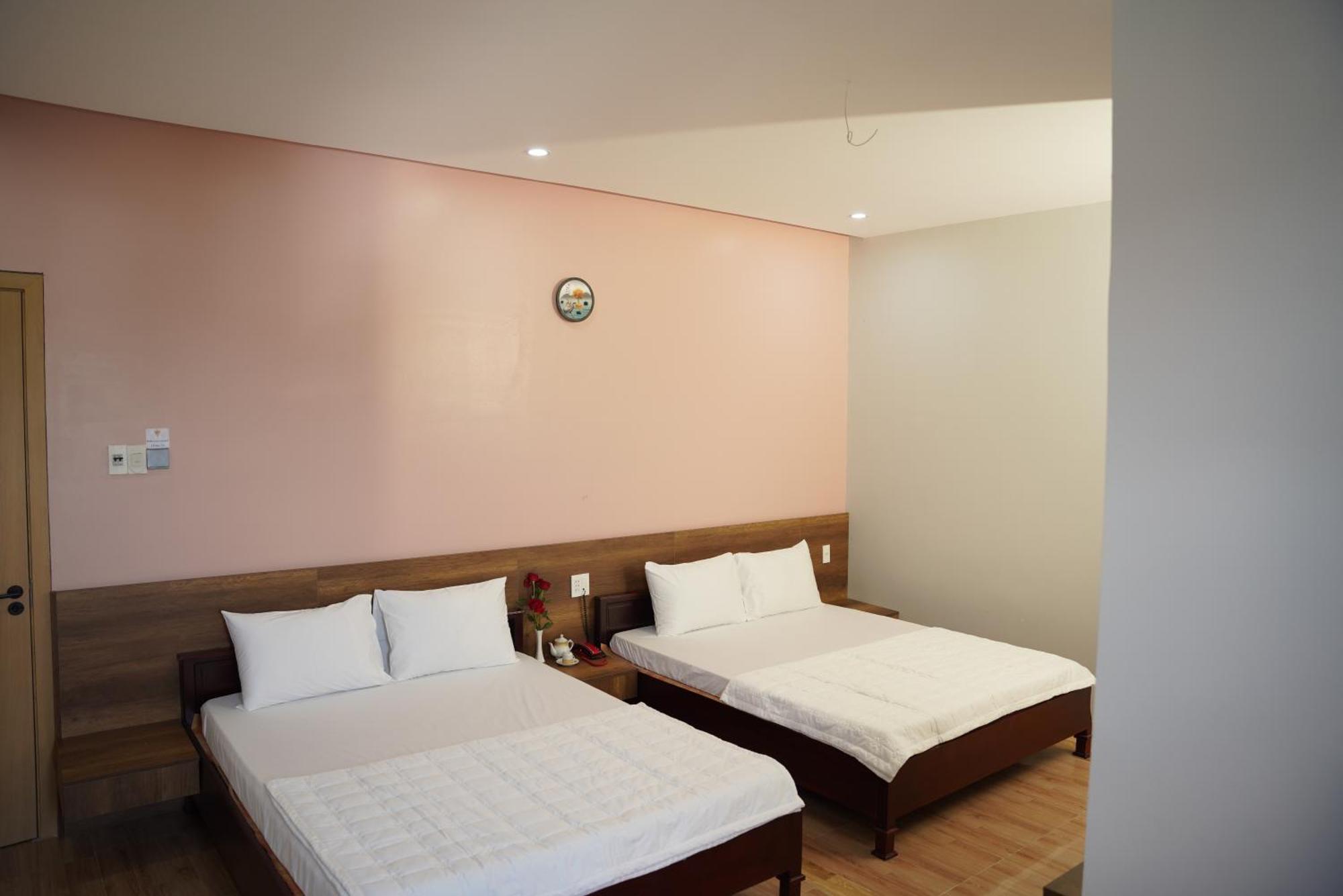 Hotel Khach San De Vuong Cao Lãnh Exteriér fotografie